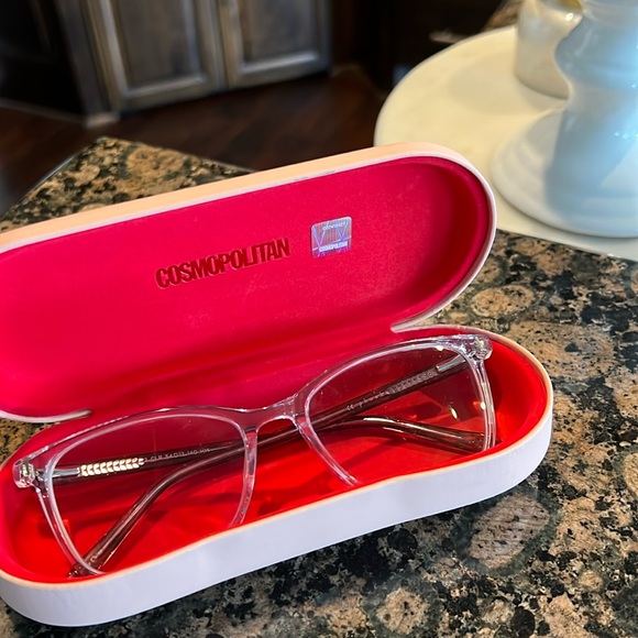 NWOT Cosmopolitan phoebe frames - Picture 1 of 5